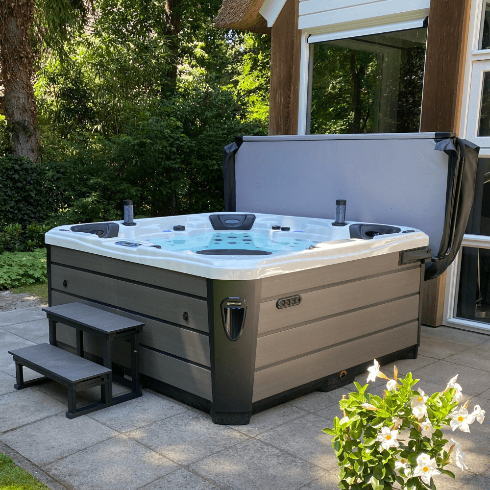Spacuzzi-Premium-Plus-DL-Spa